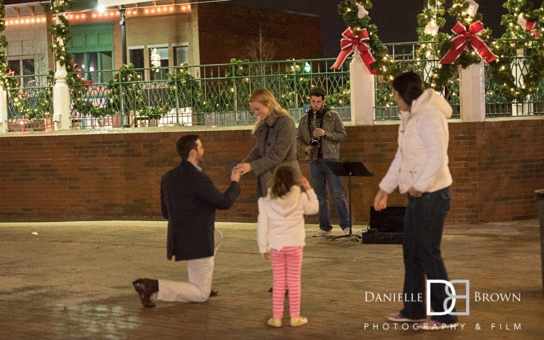 marietta sq surprise proposal | atlanta wedding photography