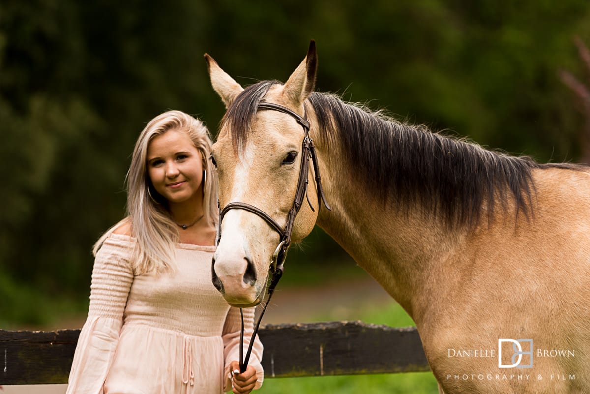 high school senior portraits with horse