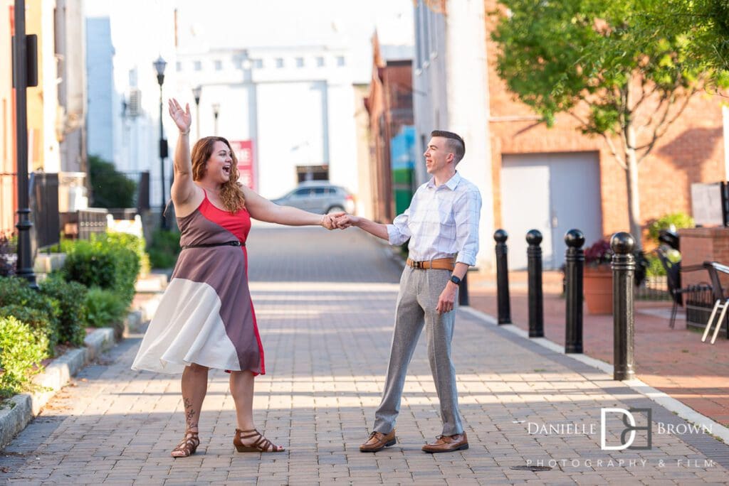 Engagement Photographer Marietta Square